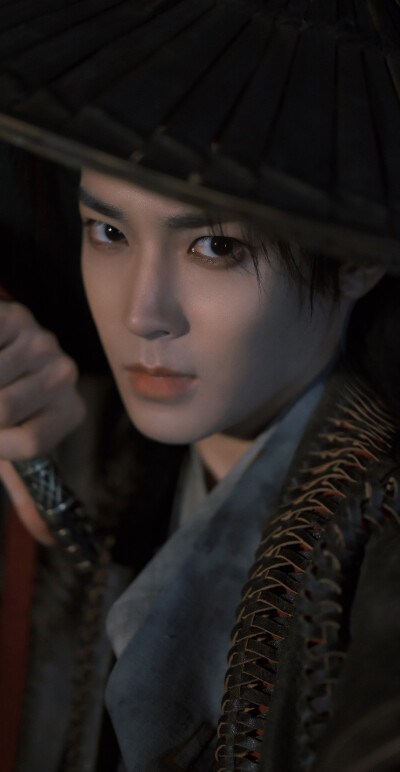 侯明昊《碧血蝉》杨无间