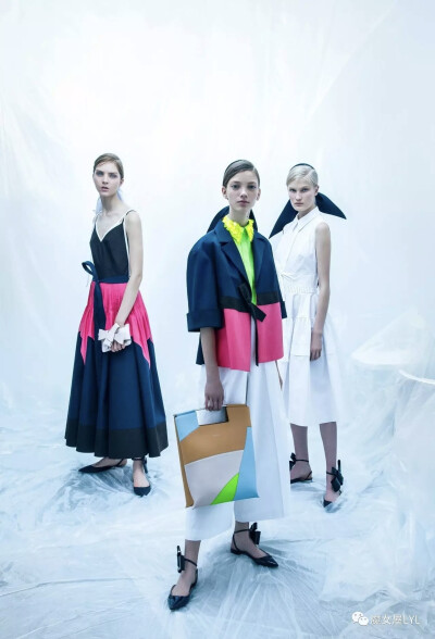 西班牙时尚名牌Delpozo的2018度假系列