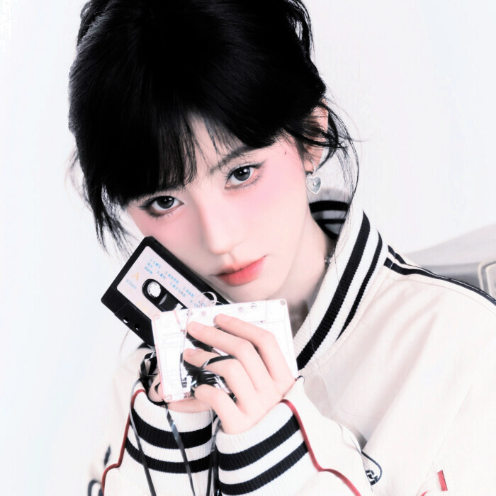 你是一只铁骨铮铮的小蝴蝶