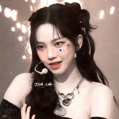 ＊ちょう蝶び夏日的晚风「In Summer Air」