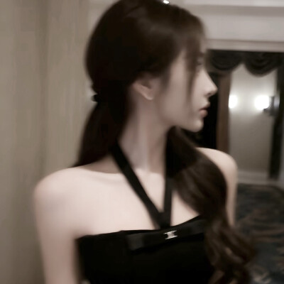 这感情不值得我犹豫