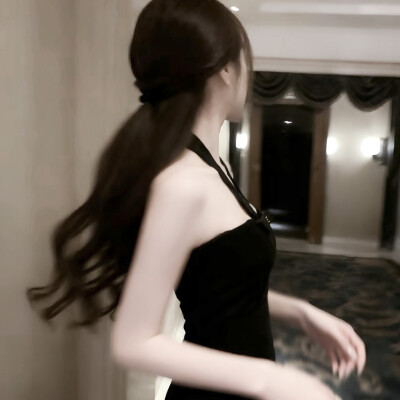 这感情不值得我犹豫