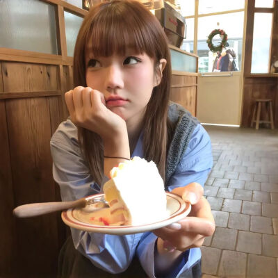 一直原谅的话就会失去所有价值 但不原谅的话就会分开 那爱怎么办 想念怎么办 我怎么办