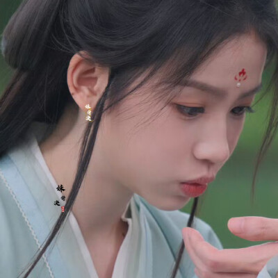 雨水画押在你的指纹上思念至此蔓延心脏