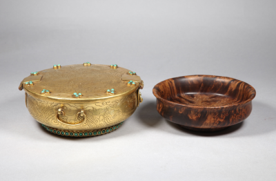清代 铜錾花龙纹镶松石碗套及桦木碗一套观复博物馆 藏