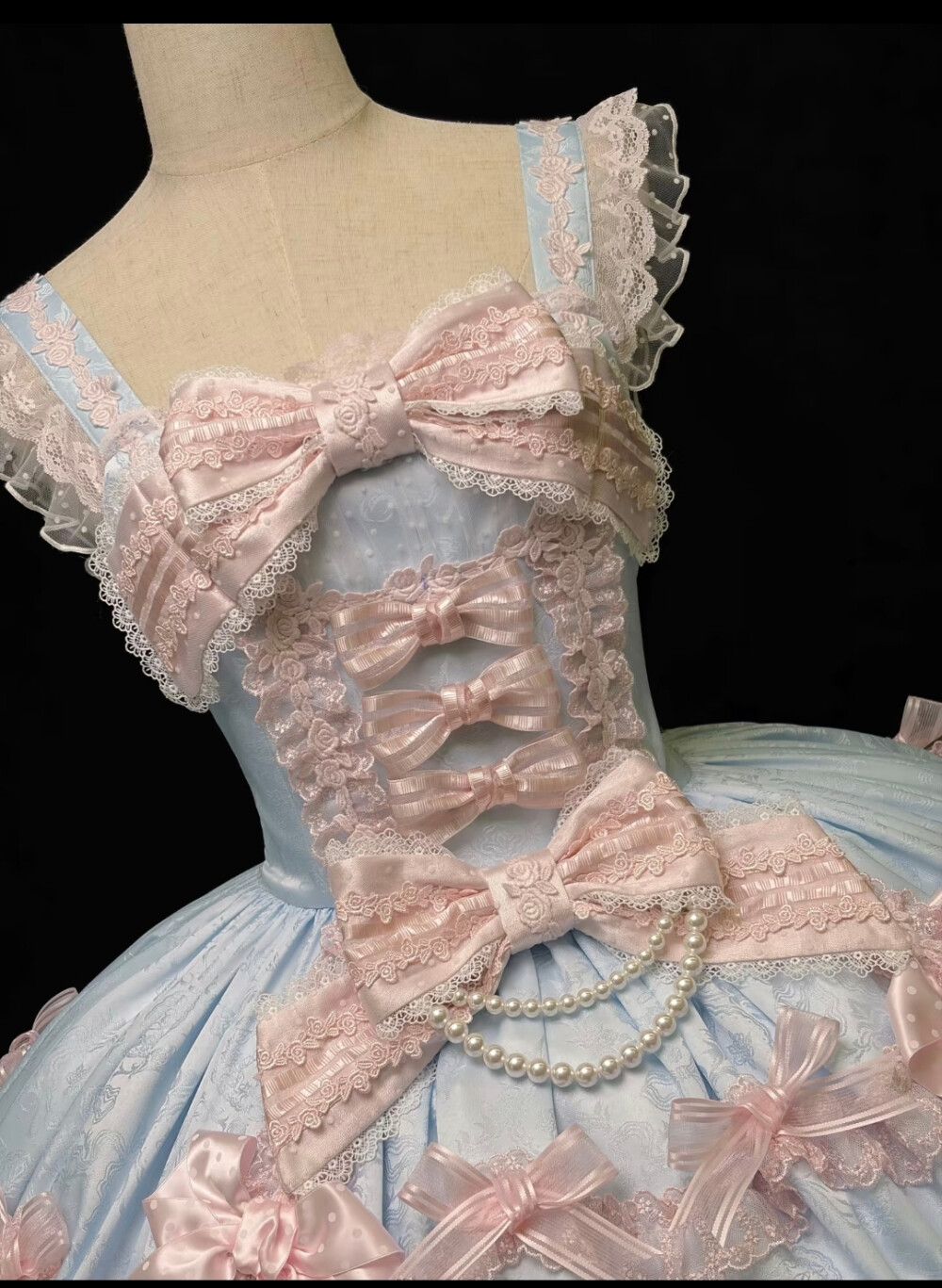 这个蓝粉配色这也太好看了吧，超级华丽的花嫁款真绝啦#lo#lo安利#lolita