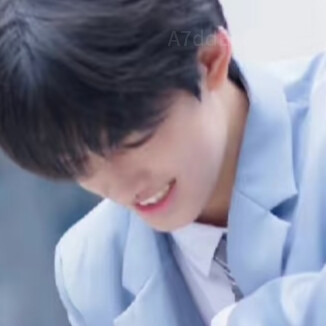 我的女孩唱歌不怯场不做作不好听