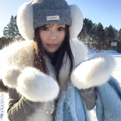 女生头像：众口难调，开心就好