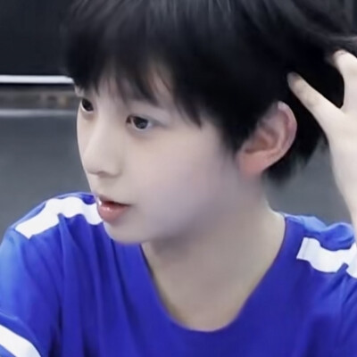 好想一口吃掉这只萌猪～