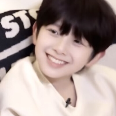 好想一口吃掉这只萌猪～