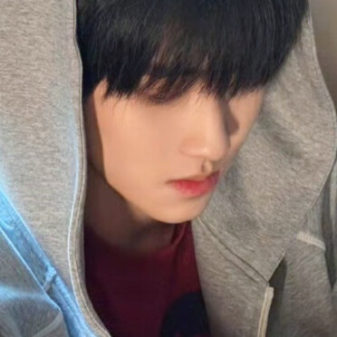 十二月对我哥好一点