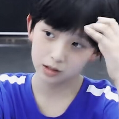 好想一口吃掉这只萌猪～