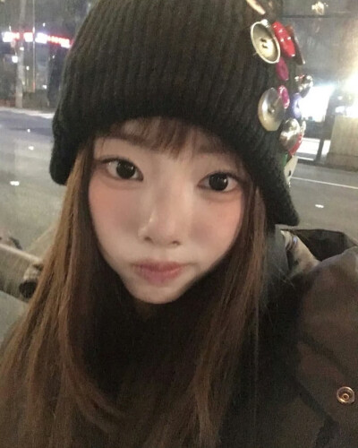 purple kiss 罗高恩