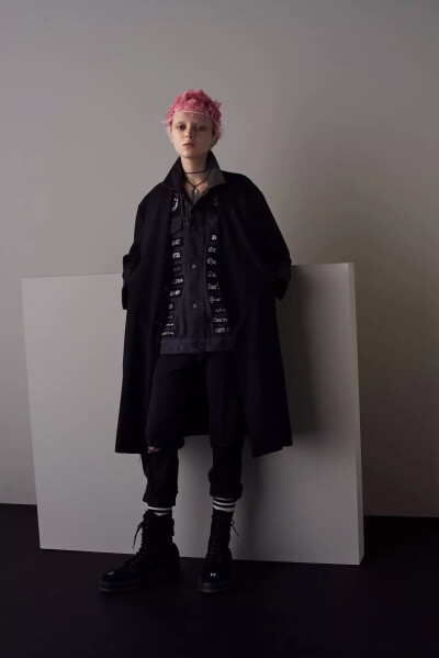 古灵精怪的青少年——UNDERCOVER 2018春季系列