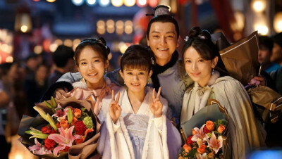 知否知否应是绿肥红瘦 