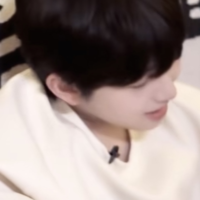 好想一口吃掉这只萌猪～