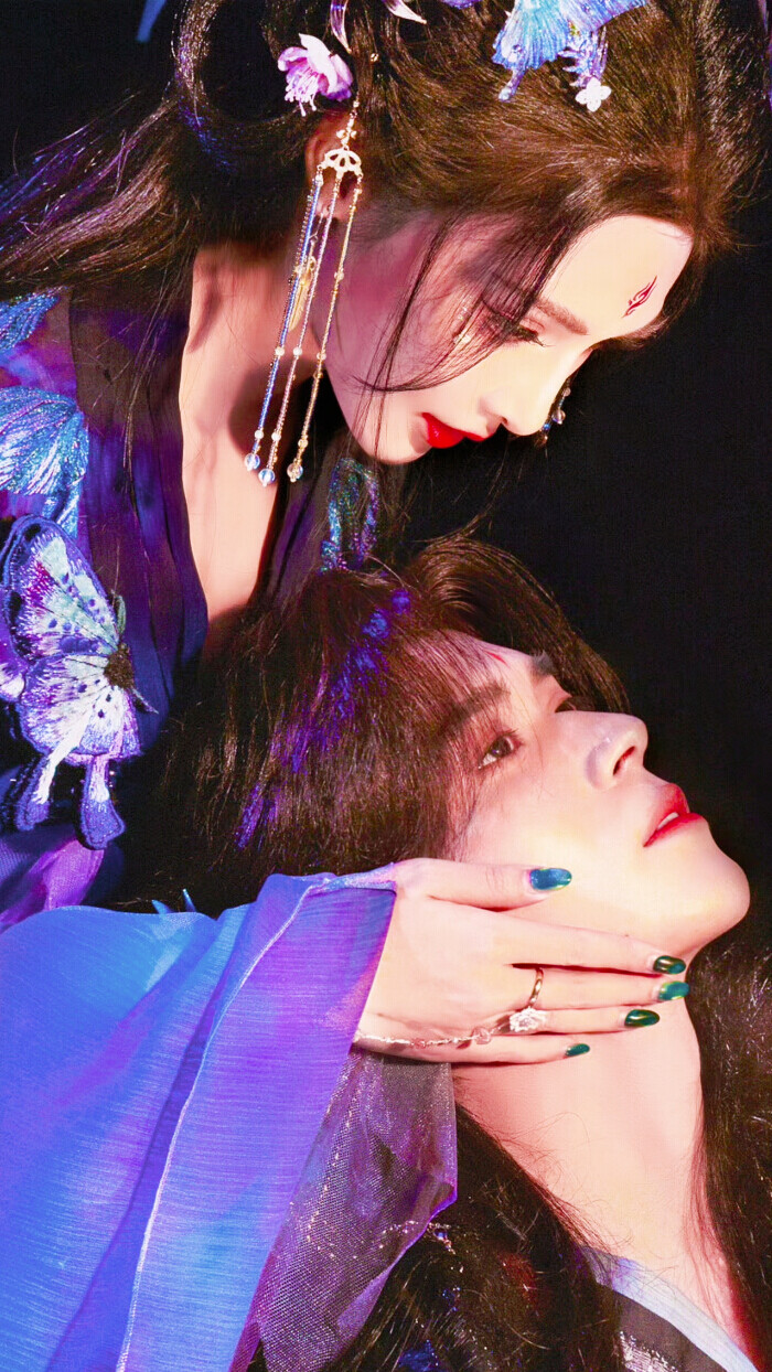 暗河传 怜慕cp
唐怜月 x 慕雨墨
章时安 x 彭小苒