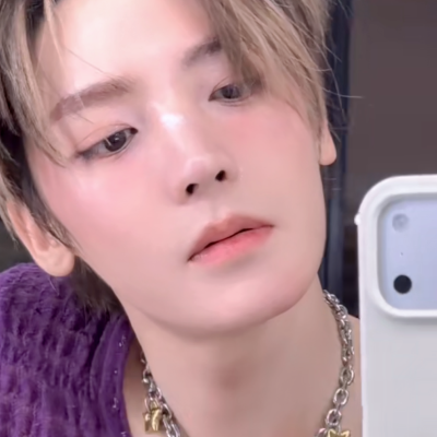 妹妹说紫色很有韵味