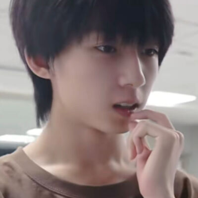 无聊到去看以前的物料了