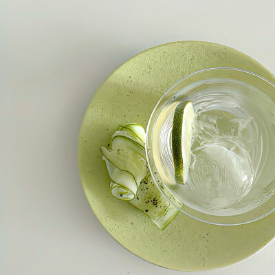 图源ks：偷喝汽水