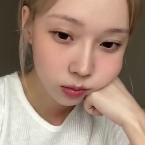 水煮白汤圆一戳即破