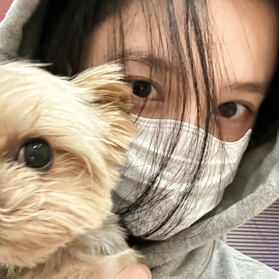 此女自拍大放送，走过路过不要错过！