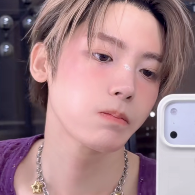 妹妹说紫色很有韵味