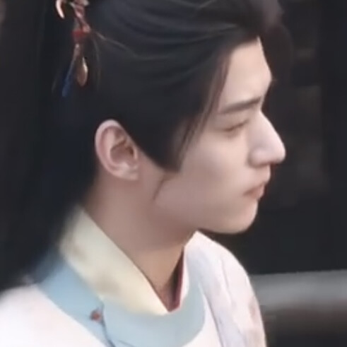 但愿是夜深同看千岩雪的情谊