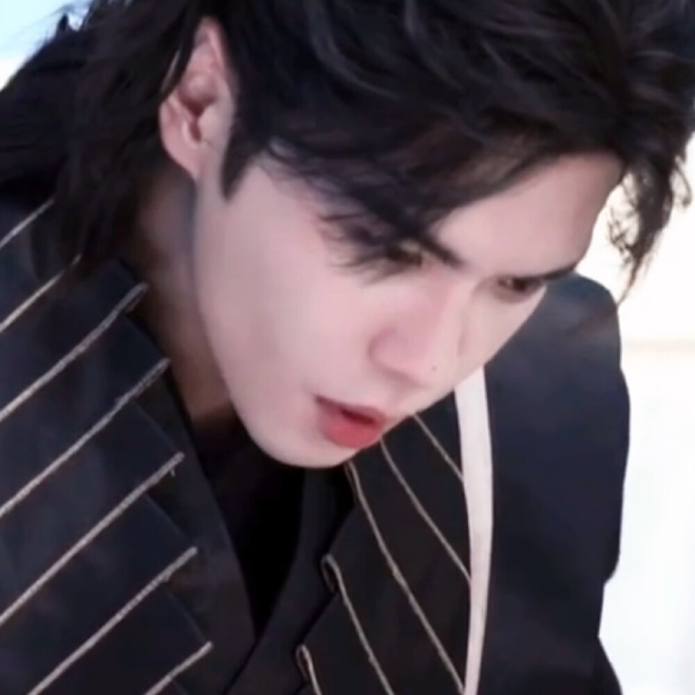 封山以后，风雪如席，而我不可卷。