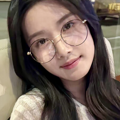 有个女孩让我好想念