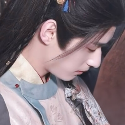 但愿是夜深同看千岩雪的情谊