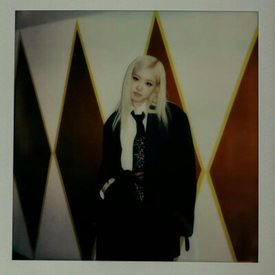 朴彩英 Rosé Rosie