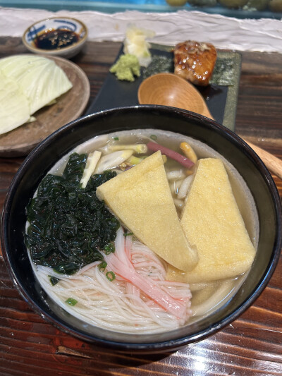 清淡汤乌冬和鹅肝更配