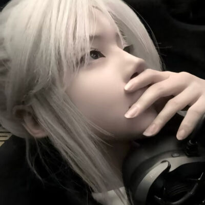 以前我认为那句话很重要，因为我觉得有些话说出来，就是一生一世