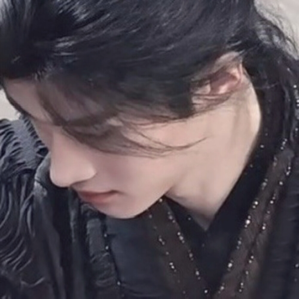 情如朝露去匆匆