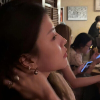 氛围感女生头像