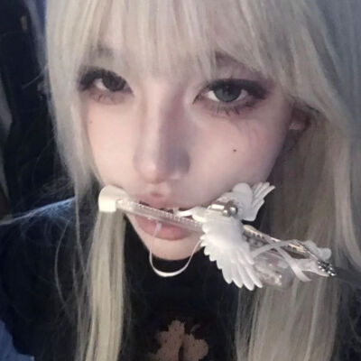 以前我认为那句话很重要，因为我觉得有些话说出来，就是一生一世