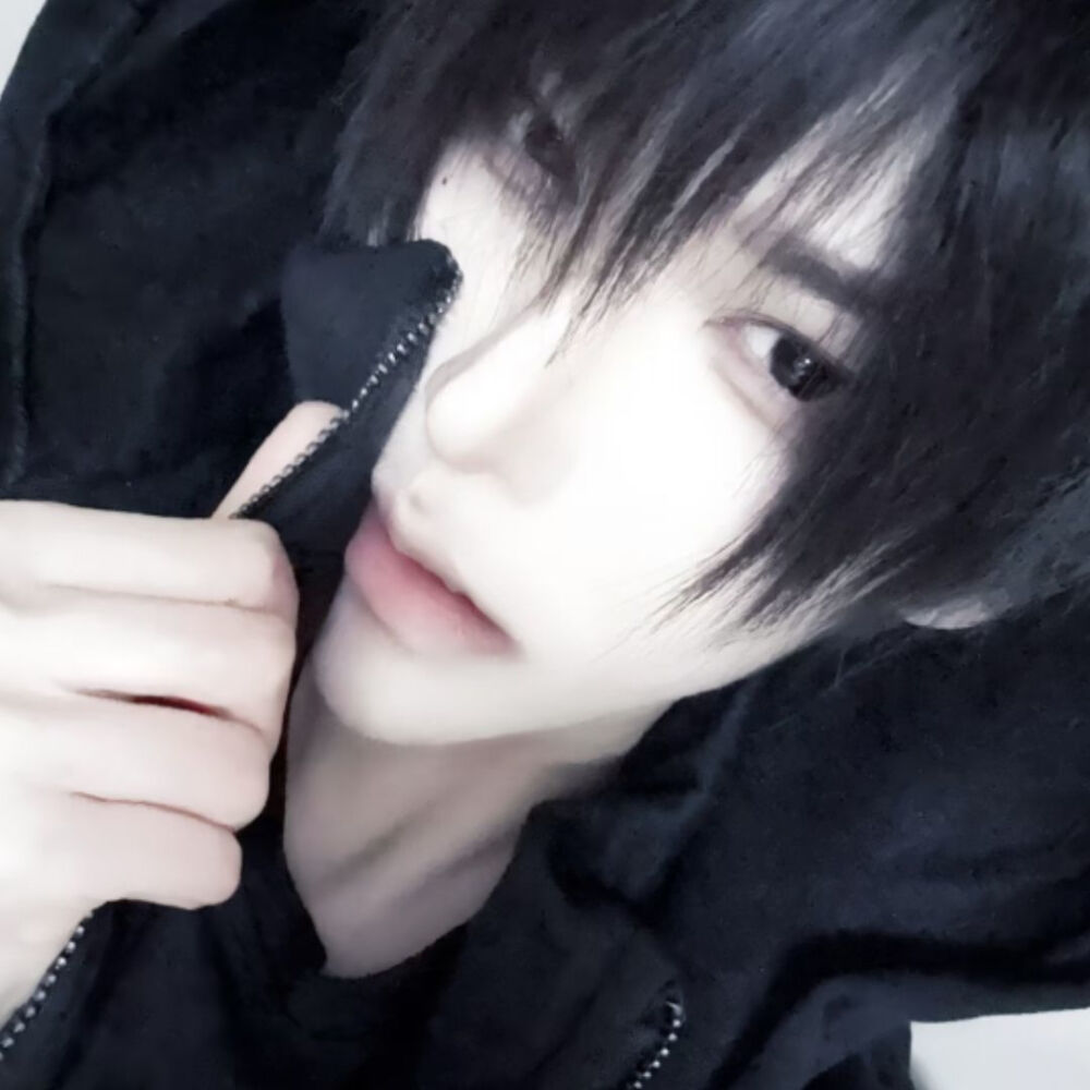 以前我认为那句话很重要，因为我觉得有些话说出来，就是一生一世