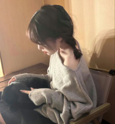 氛围感女生头像