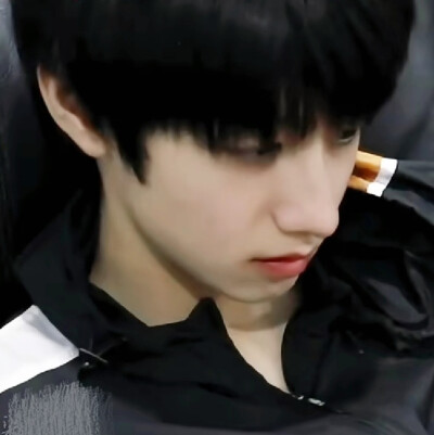 小不忍则乱大萌