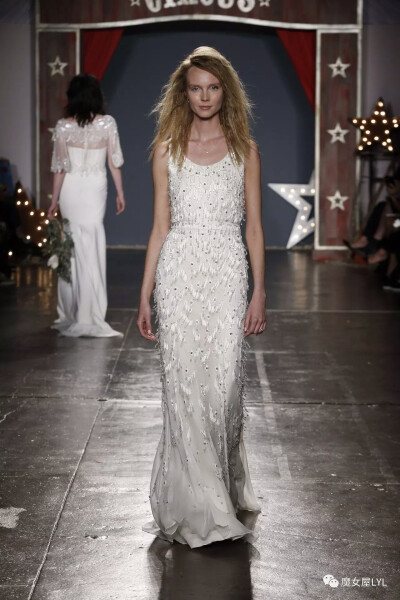 Jenny Packham 2018春季婚纱系列