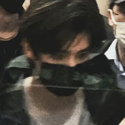 人潮拥挤我能感受你