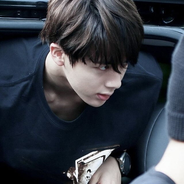 思绪与雪散又游几轮冬