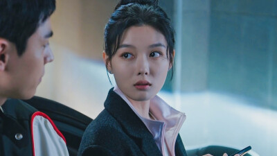 《亲爱的X》白雅珍（金裕贞饰）