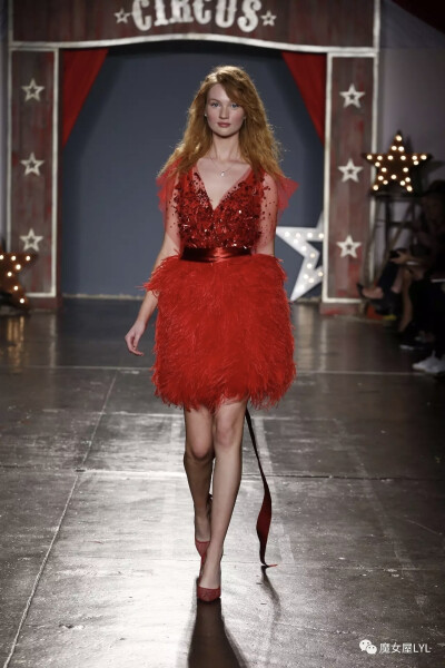 Jenny Packham 2018春季婚纱系列