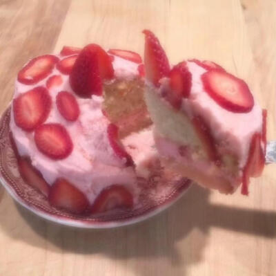 草莓蛋糕