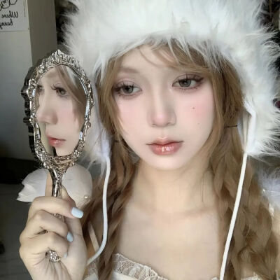 在骂我吗 听不懂 感觉像小狗撒娇