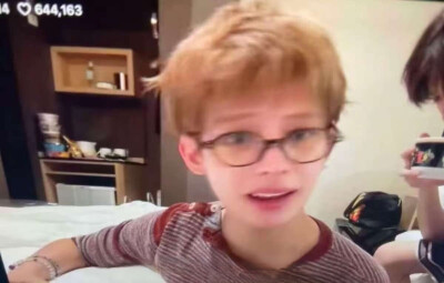 赵雨凡不明显头像