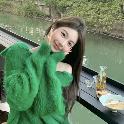 在骂我吗 听不懂 感觉像小狗撒娇