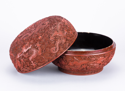 清早期 剔红海水九龙纹圆捧盒 观复博物馆藏